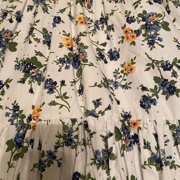 Womens dress - Picture 5 of 5